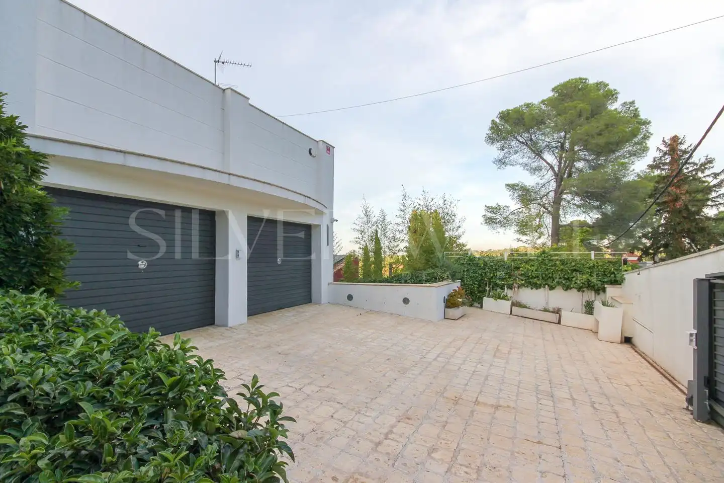 Exterior view of Houses for sale in Sant Cugat del Vallès  with Air Conditioner, Heating and Private garden