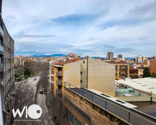 Vista exterior de Pis de lloguer en Girona Capital amb Calefacció, Moblat i Forn