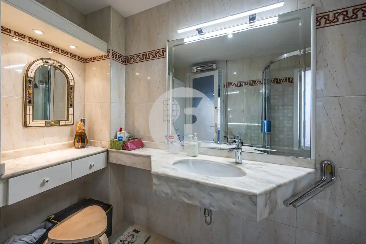 Baño de Casa o chalet en venta en Sabadell con Aire acondicionado, Calefacción y Terraza