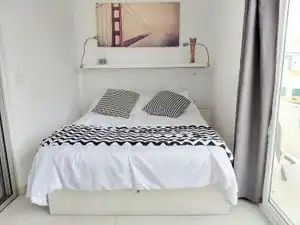 Dormitori de Apartament de lloguer en Las Palmas de Gran Canaria amb Terrassa, Moblat i Forn