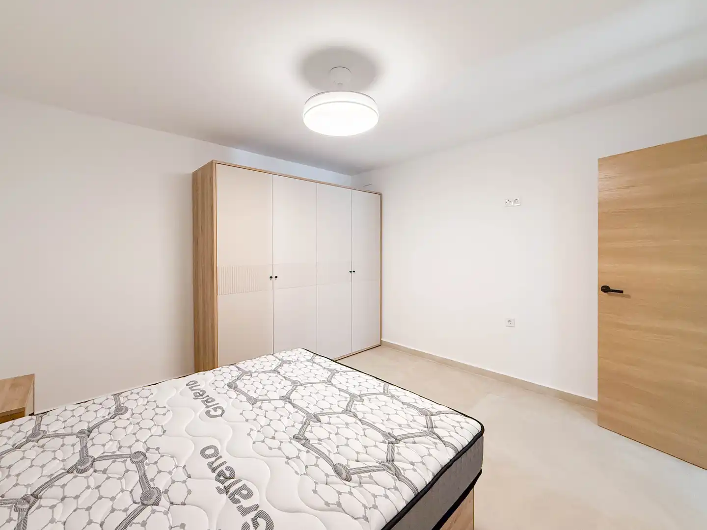 Bedroom of Ground floor for sale in Valencia  with Balcony