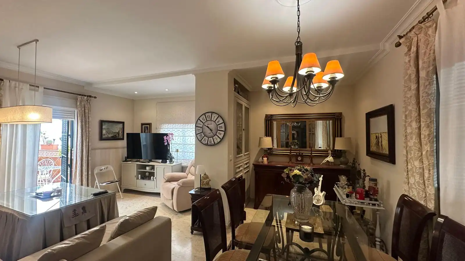 Comedor de Casa adosada en venta en Camas con Terraza y Amueblado
