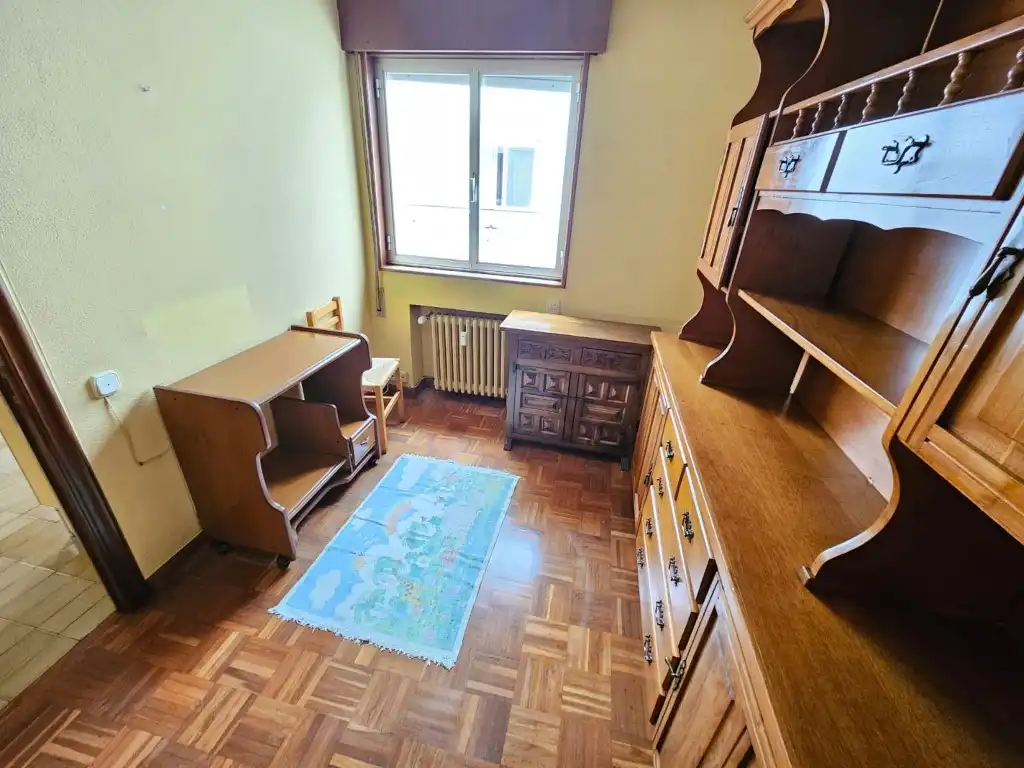 Habitación de Piso en venta en Avilés