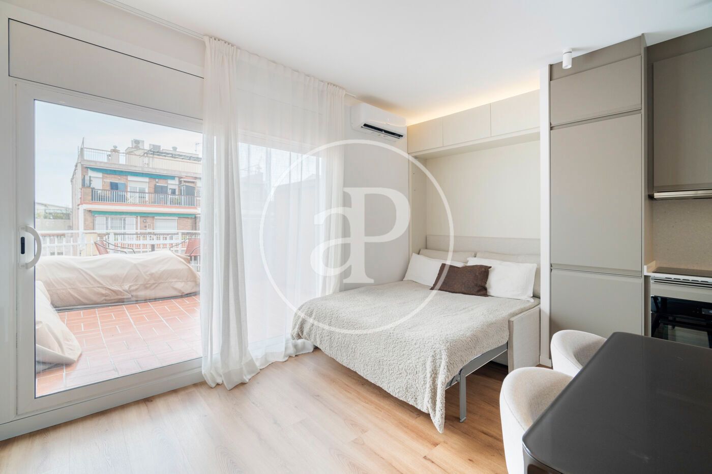 Habitación de Ático en venta en  Barcelona Capital con Aire acondicionado, Calefacción y Terraza