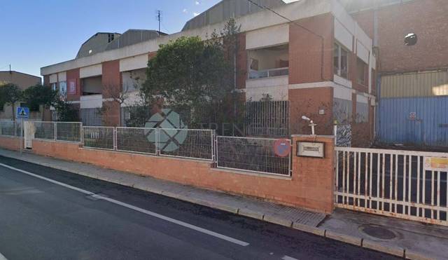 Nave industrial en Venta en Onda en Ribesalbes