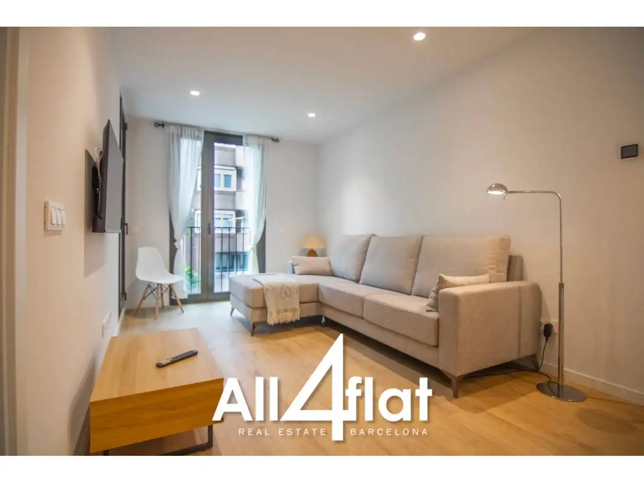 Living room of Flat for rent in Barcelona  with Air Conditioner, Heating and Furnished