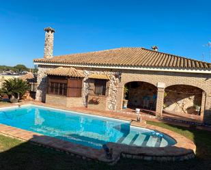 Swimming pool of House or chalet for sale in Alcalá de Guadaira  with Air Conditioner and Swimming Pool