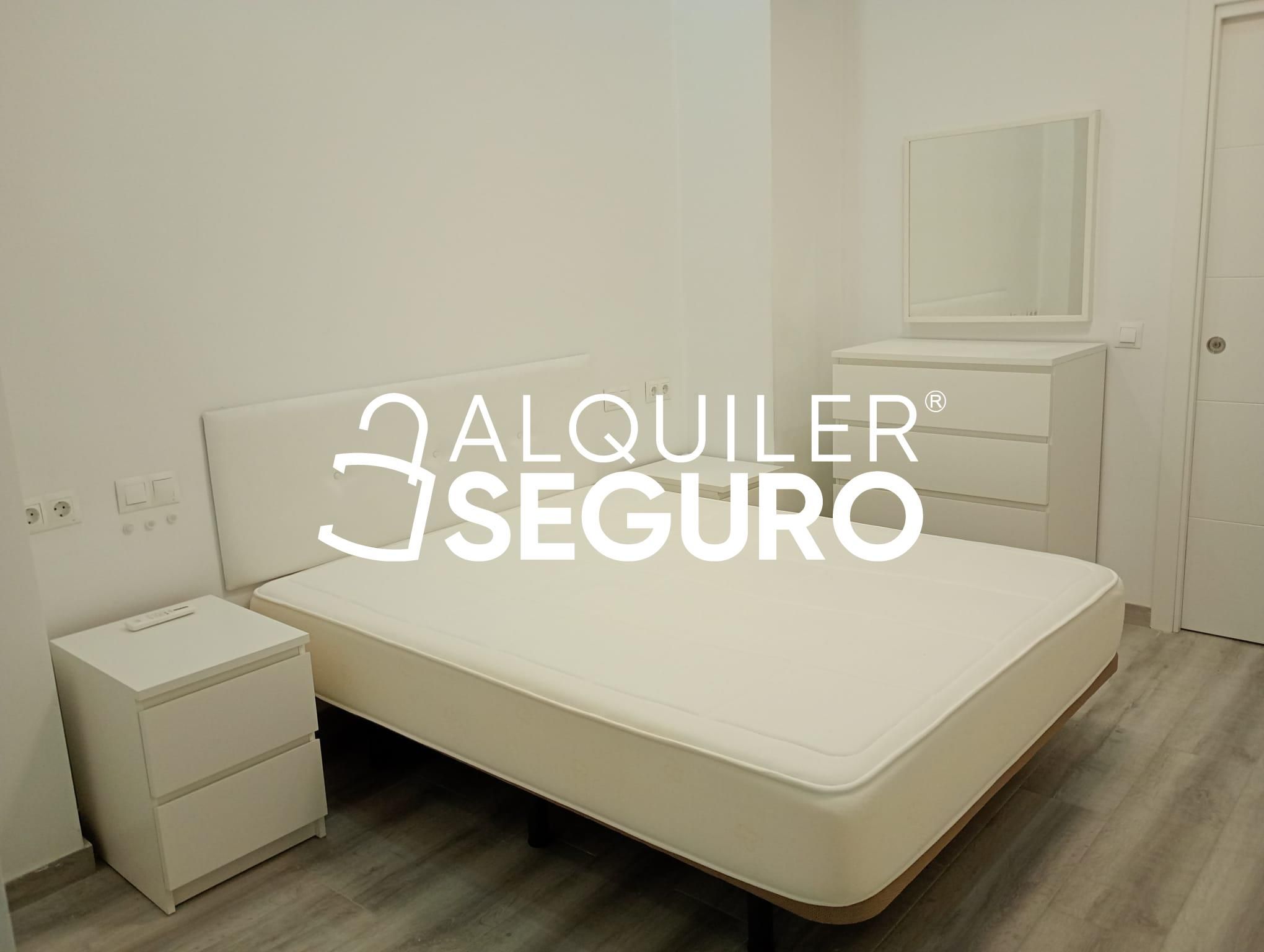 Dormitori de Estudi de lloguer en Málaga Capital amb Moblat