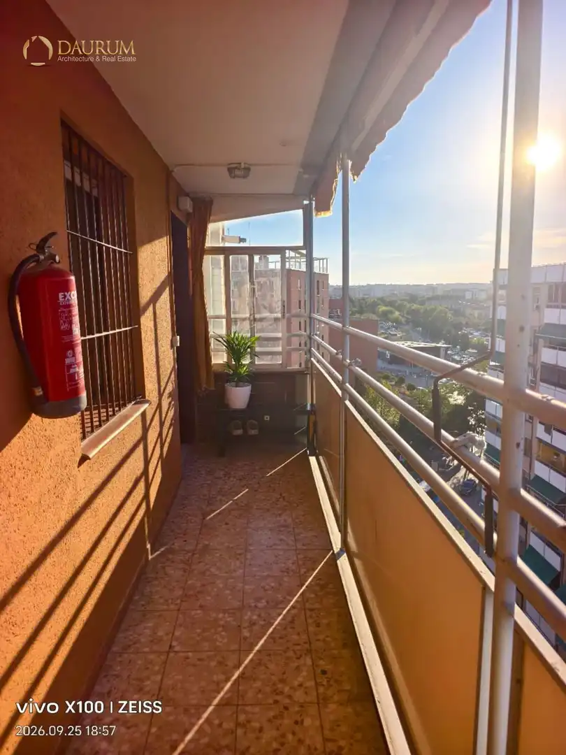 Pis amb ascensor en venda a CALLE DE MARCELO USERA