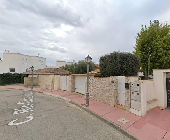 Casa adosada en Venta en Calle RIO GUADALQUIVIR (ALCAYN) en La Alcayna