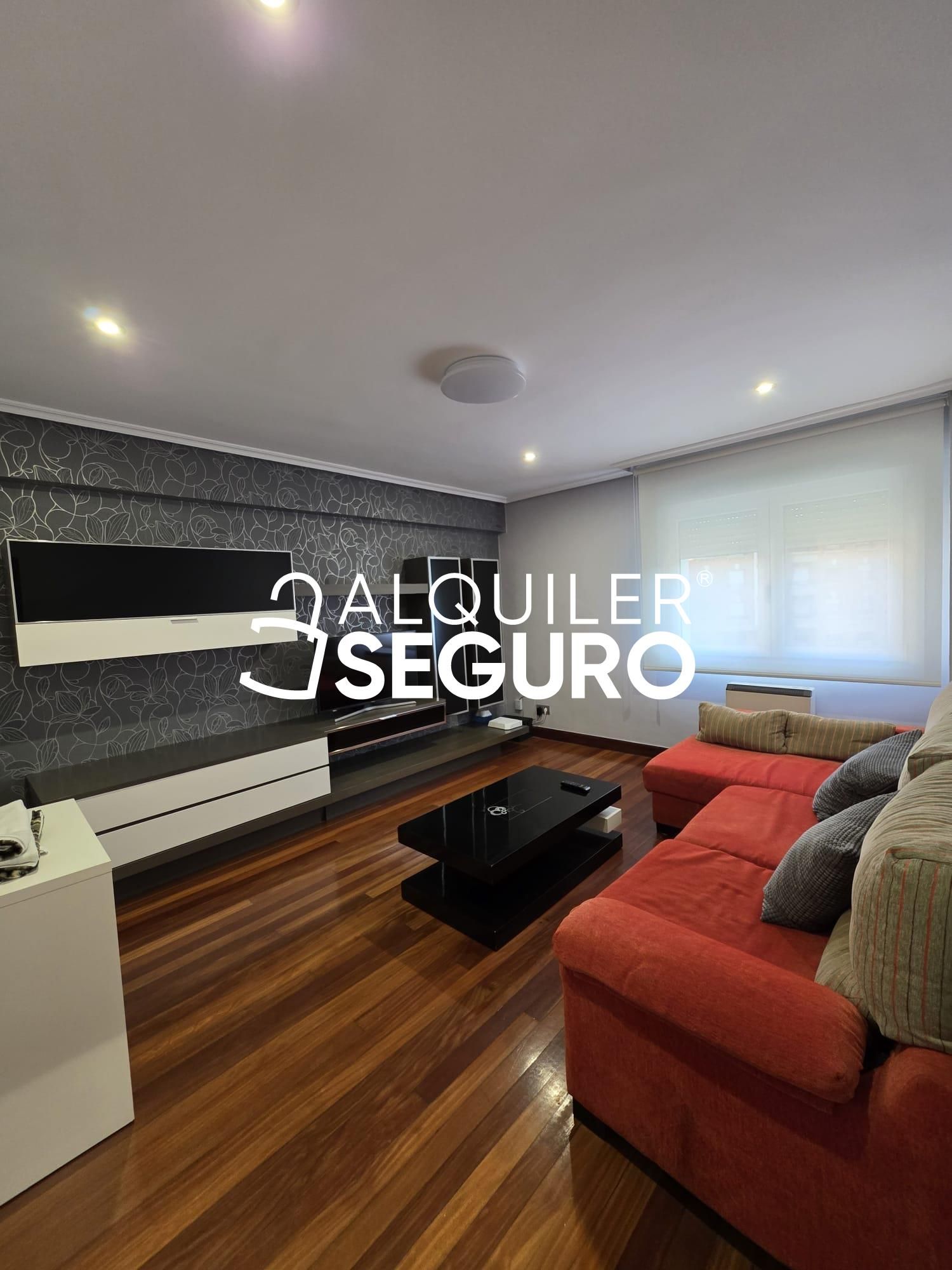 Living room of Flat to rent in Barakaldo   with Heating and Furnished