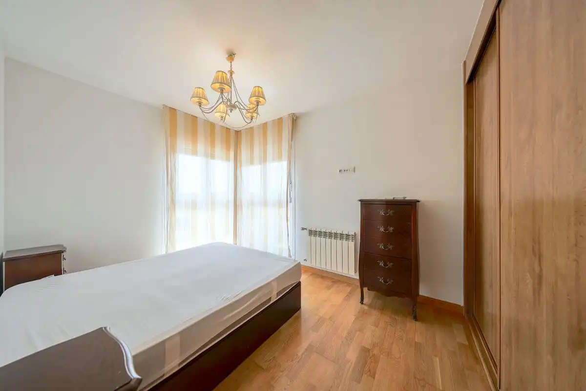 Flat with pool for sale in C. de Américo Castro, imagen 47