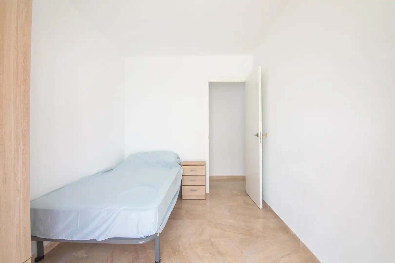 Bedroom of Flat for sale in Elche / Elx  with Furnished