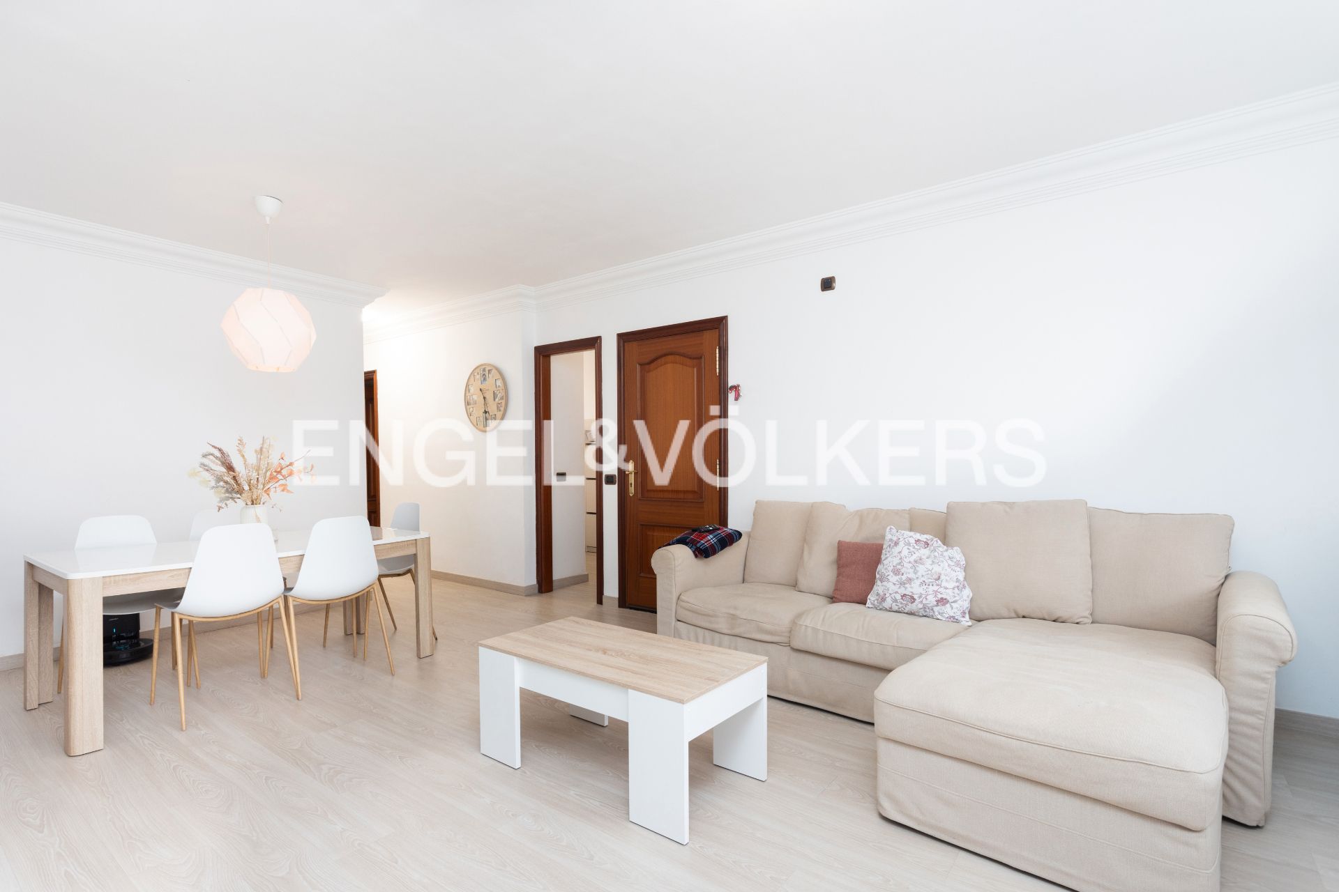 Living room of Apartment for sale in Los Realejos  with Terrace, Storage room and Alarm