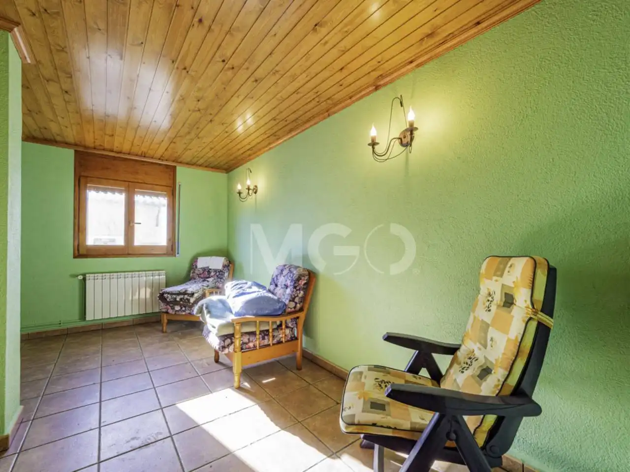 Houses for sale in Calle GUMBAU BESORA, Santa Maria de Besora