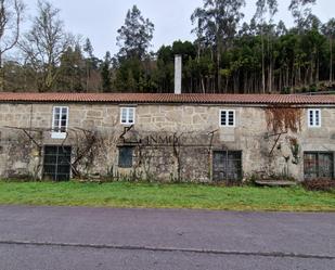 Vista exterior de Casa o xalet en venda en Cerdedo amb Jardí privat