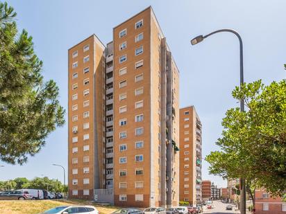 Exterior view of Flat for sale in  Madrid Capital  with Heating and Parquet flooring