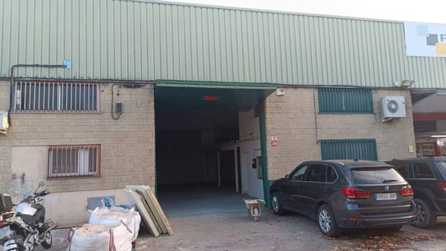 Nave industrial en Alquiler en Calle Destornillador, 44 en Carlos Ruiz