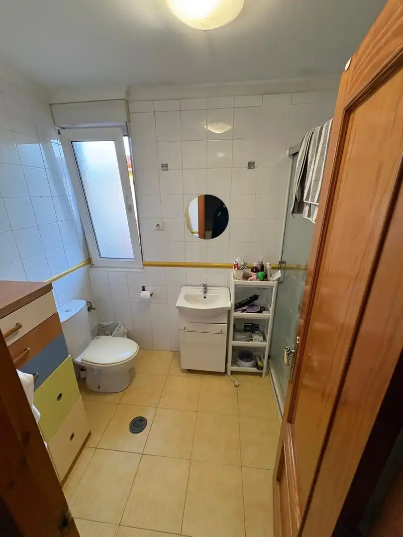 Baño de Casa adosada en venta en Villaescusa (Cantabria) con Calefacción, Jardín privado y Terraza