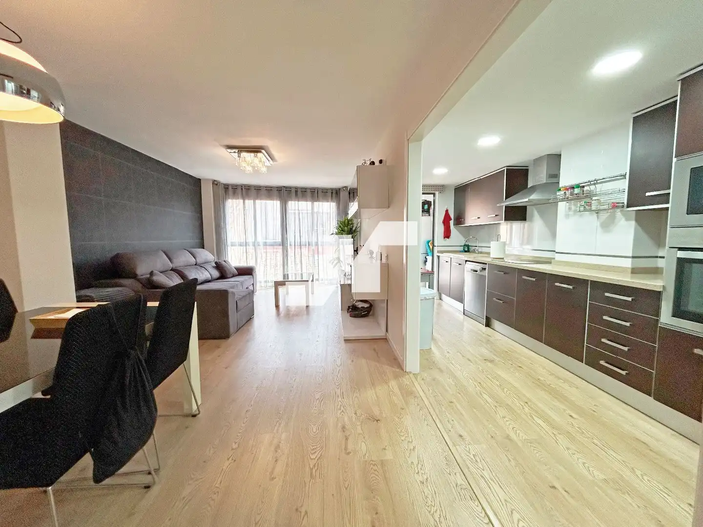 Flat for sale in MARE DE DEU DELS ANGELS, Centro