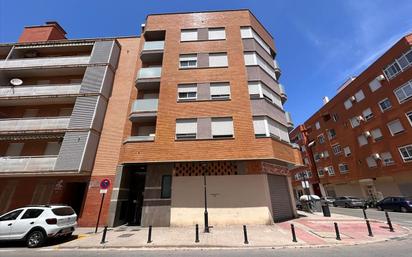 Vista exterior de Pis en venda en  Albacete Capital amb Balcó