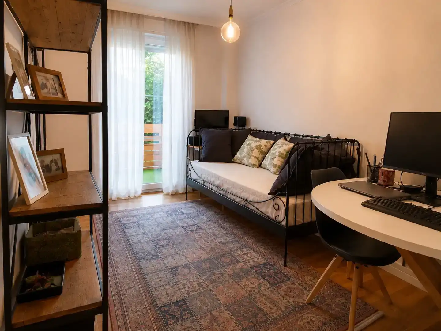 Habitación de Dúplex en venta en Boadilla del Monte con Aire acondicionado y Piscina
