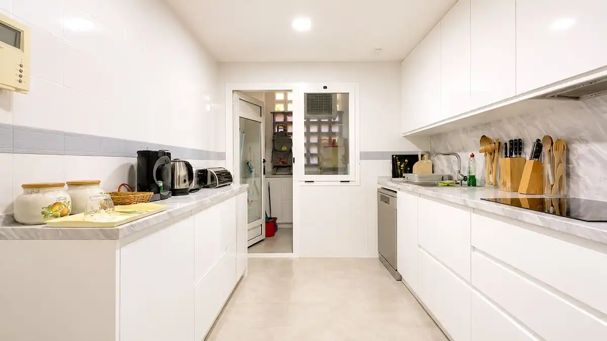 Flat with lift for sale in San Pedro de Alcántara, imagen 16