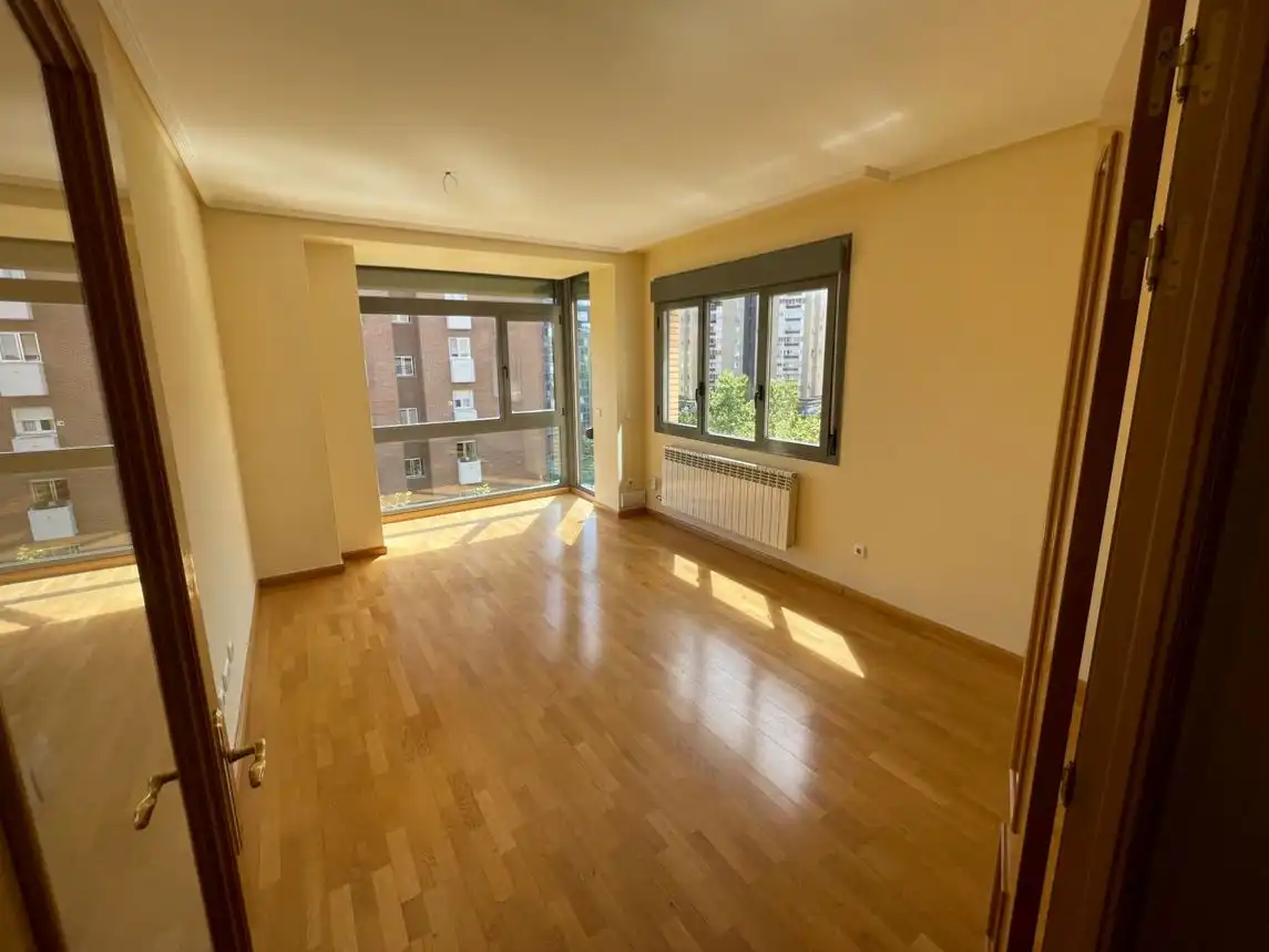 Wohnung zur Miete in Calle del Arte, 19, Costillares
