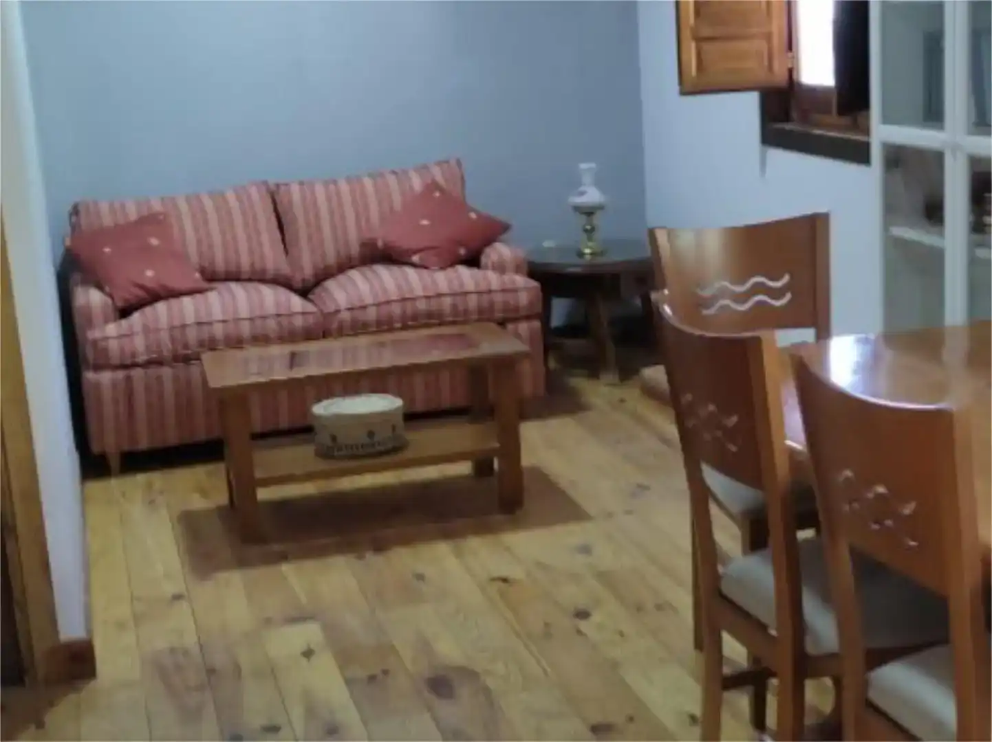 Sala de estar de Piso en venta en Losar de la Vera con Jardín privado, Parquet y Trastero