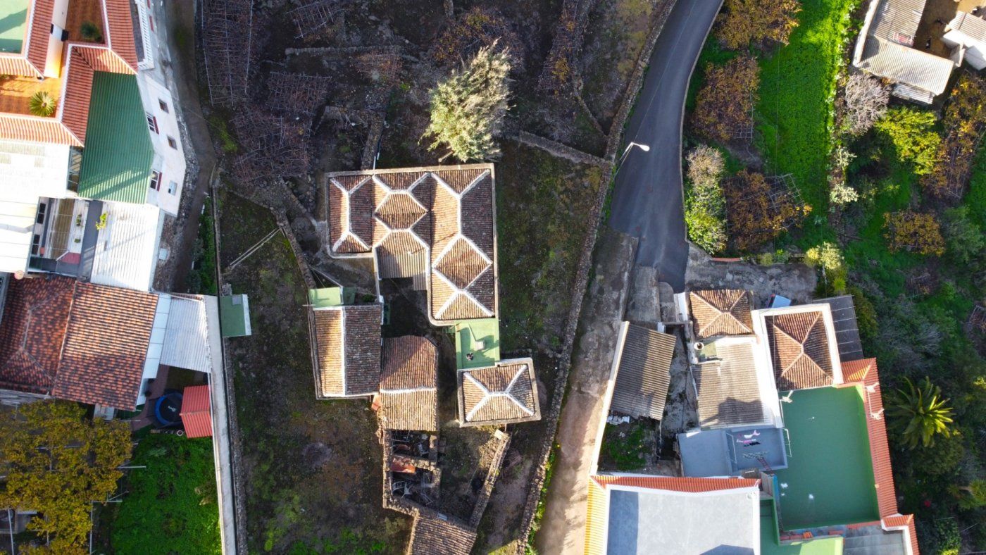 Vista exterior de Casa o xalet en venda en Icod de los Vinos amb Terrassa