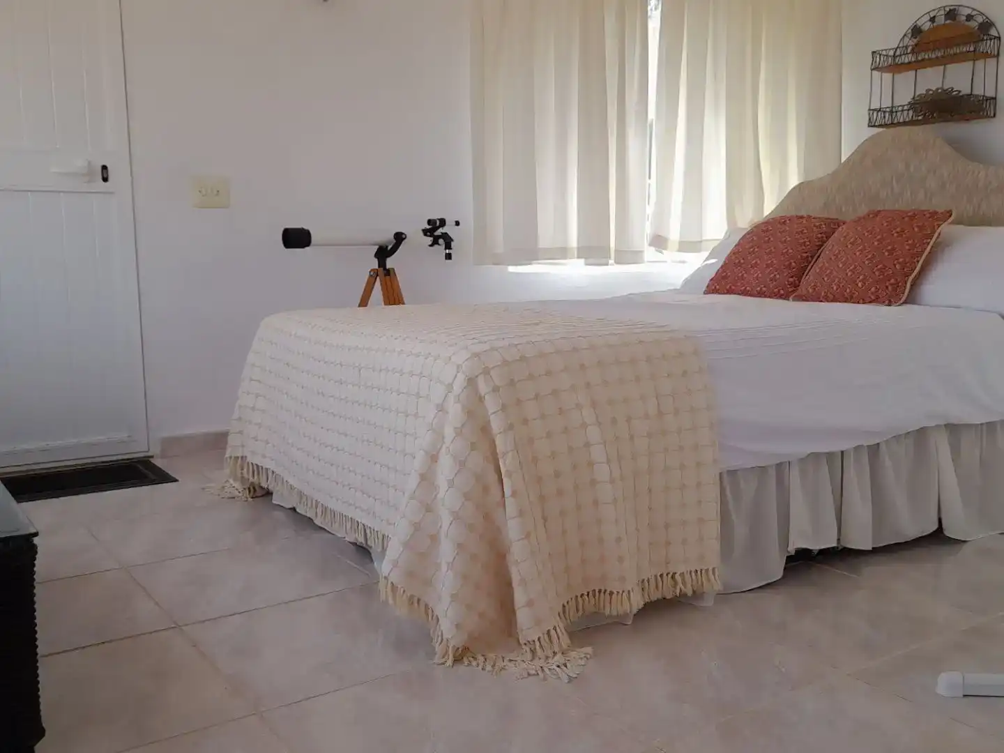 Dormitori de Casa o xalet en venda en Orba amb Aire condicionat, Piscina i Balcó