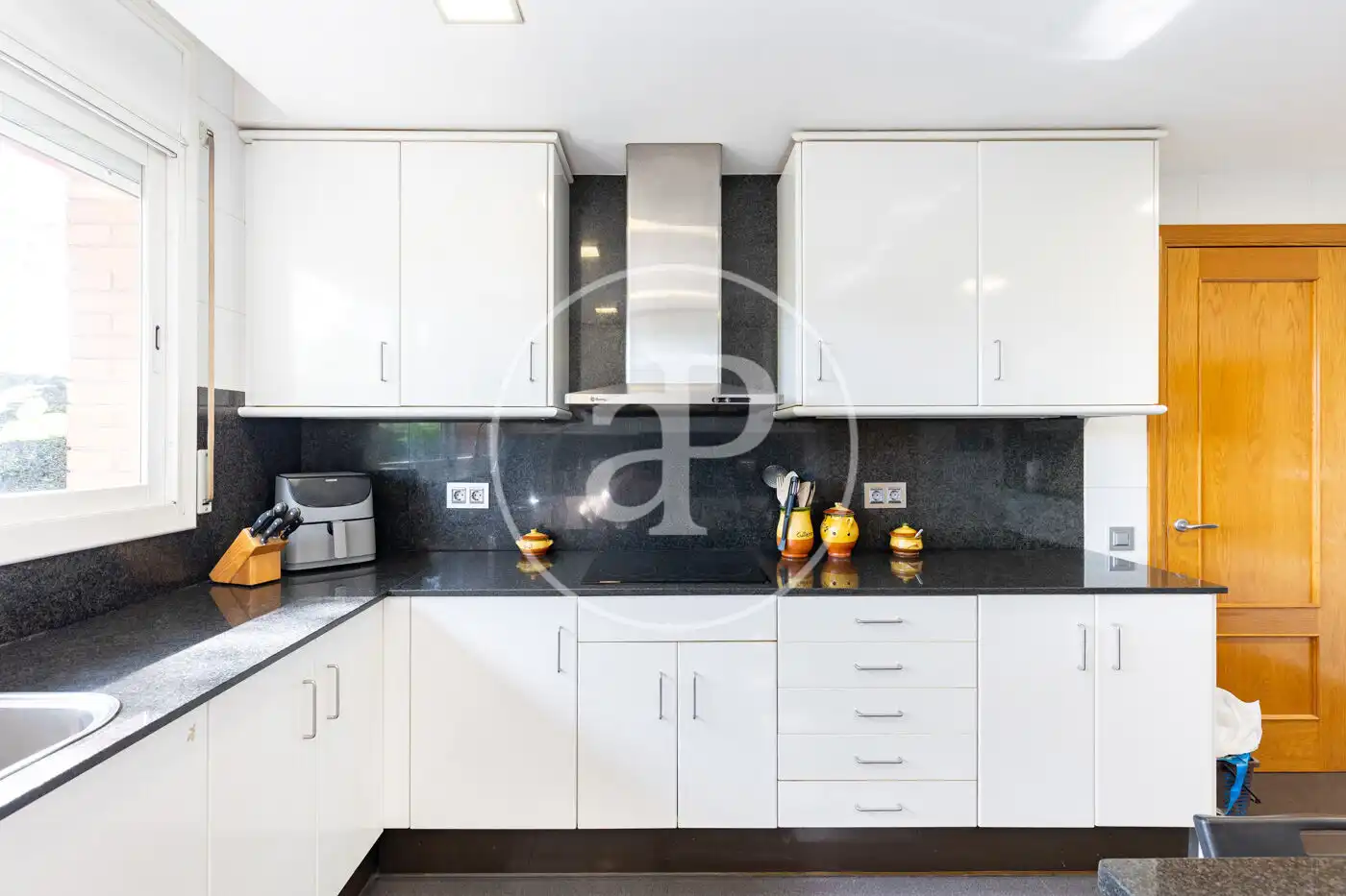 Kitchen of Houses for sale in Sant Cugat del Vallès  with Air Conditioner, Heating and Private garden