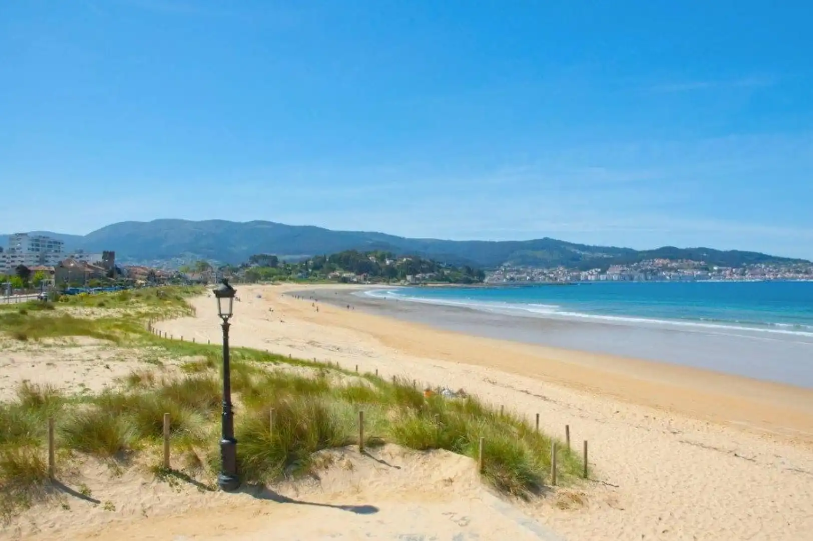 Vista exterior de Apartamento en venta en Nigrán con Calefacción, Terraza y Balcón