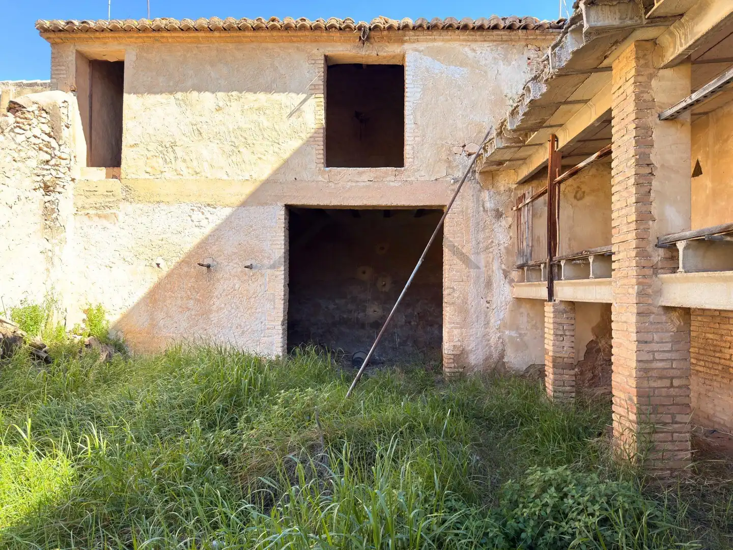 Exterior view of Residential for sale in La Pobla de Vallbona
