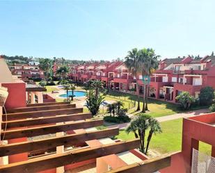 Vista exterior de Casa adosada en venda en Sotogrande amb Aire condicionat i Terrassa