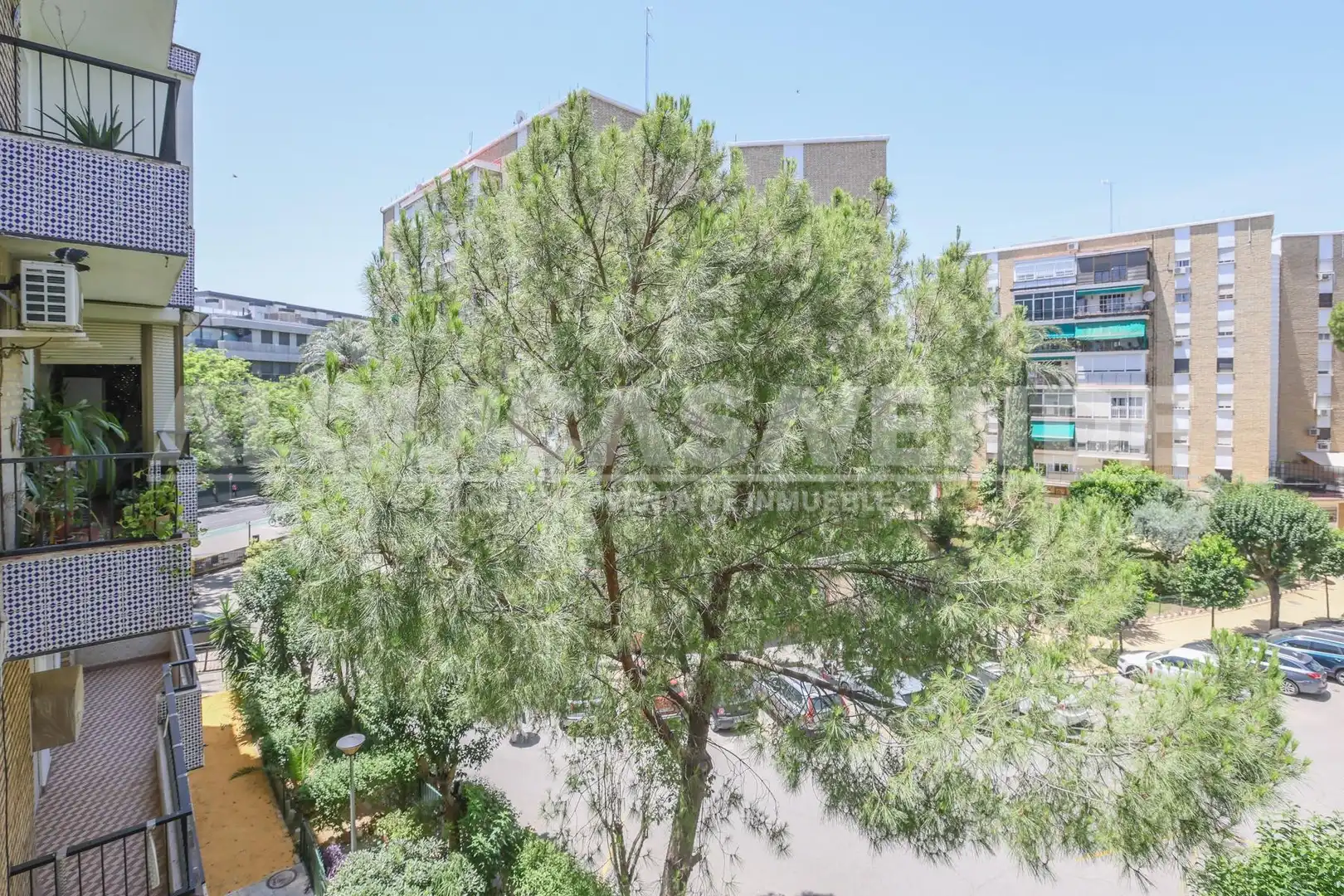 Vista exterior de Piso de alquiler en Sevilla con Aire acondicionado y Balcón