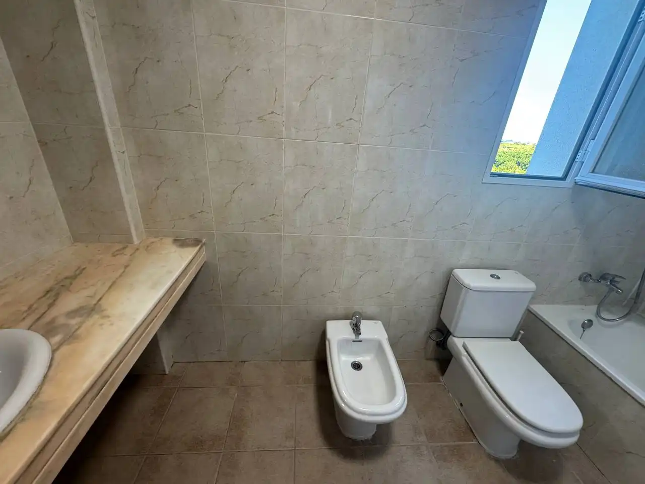 Baño de Casa o chalet en venta en Palmera con Amueblado, Microondas y TV