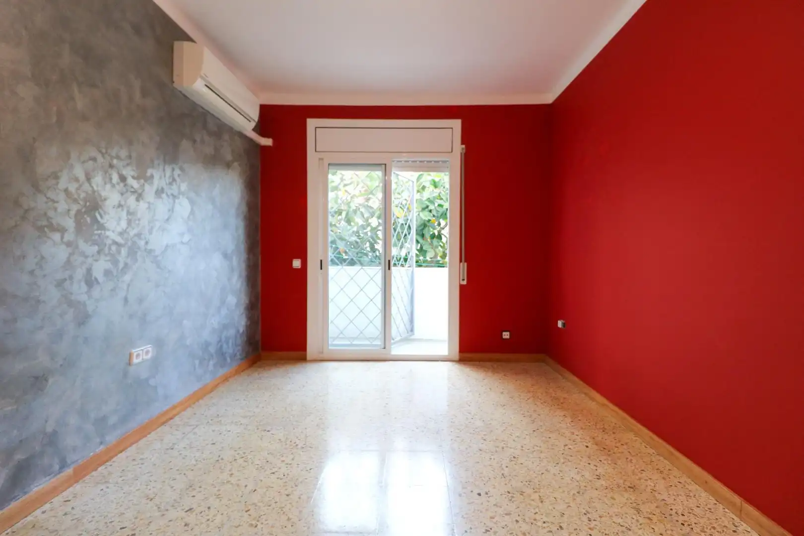 Piso en venta en Viladecans con Aire acondicionado, Terraza y Balcón