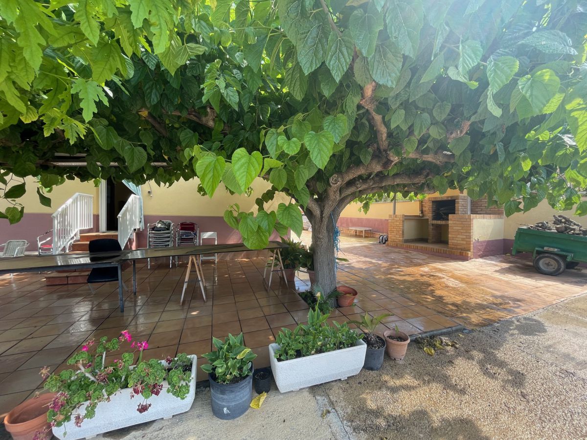 Country house for sale in Urbanitzacions de Llevant
