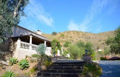 Photo 3 of Country house for sale in Pizarra, Málaga