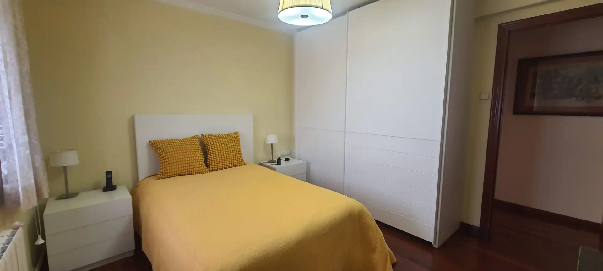 Habitación de Piso en venta en Carballo con Calefacción, Parquet y Amueblado