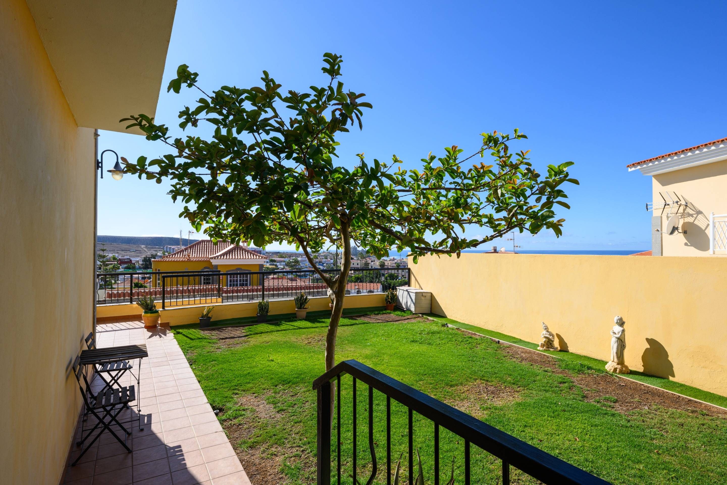 Jardín de Casa adosada en venta en Mogán con Jardín privado, Terraza y Trastero