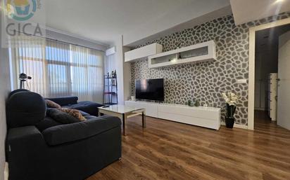 Living room of Flat for sale in Algeciras  with Air Conditioner, Terrace and Balcony