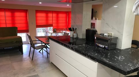 Totalmente renovado en 2018 la villa está lista para dar la bienvenida a sus nuevos propietarios!A sólo 100 metros de la playa, pi, imatge 3