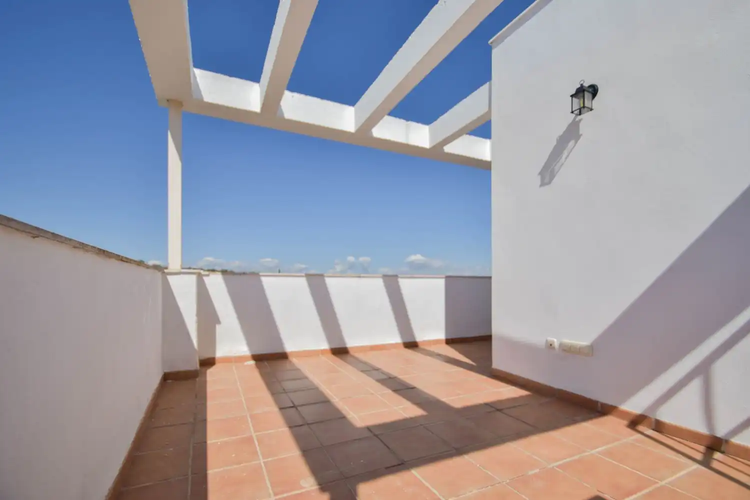 Terrassa de Casa adosada en venda en Las Gabias amb Terrassa i Piscina comunitària