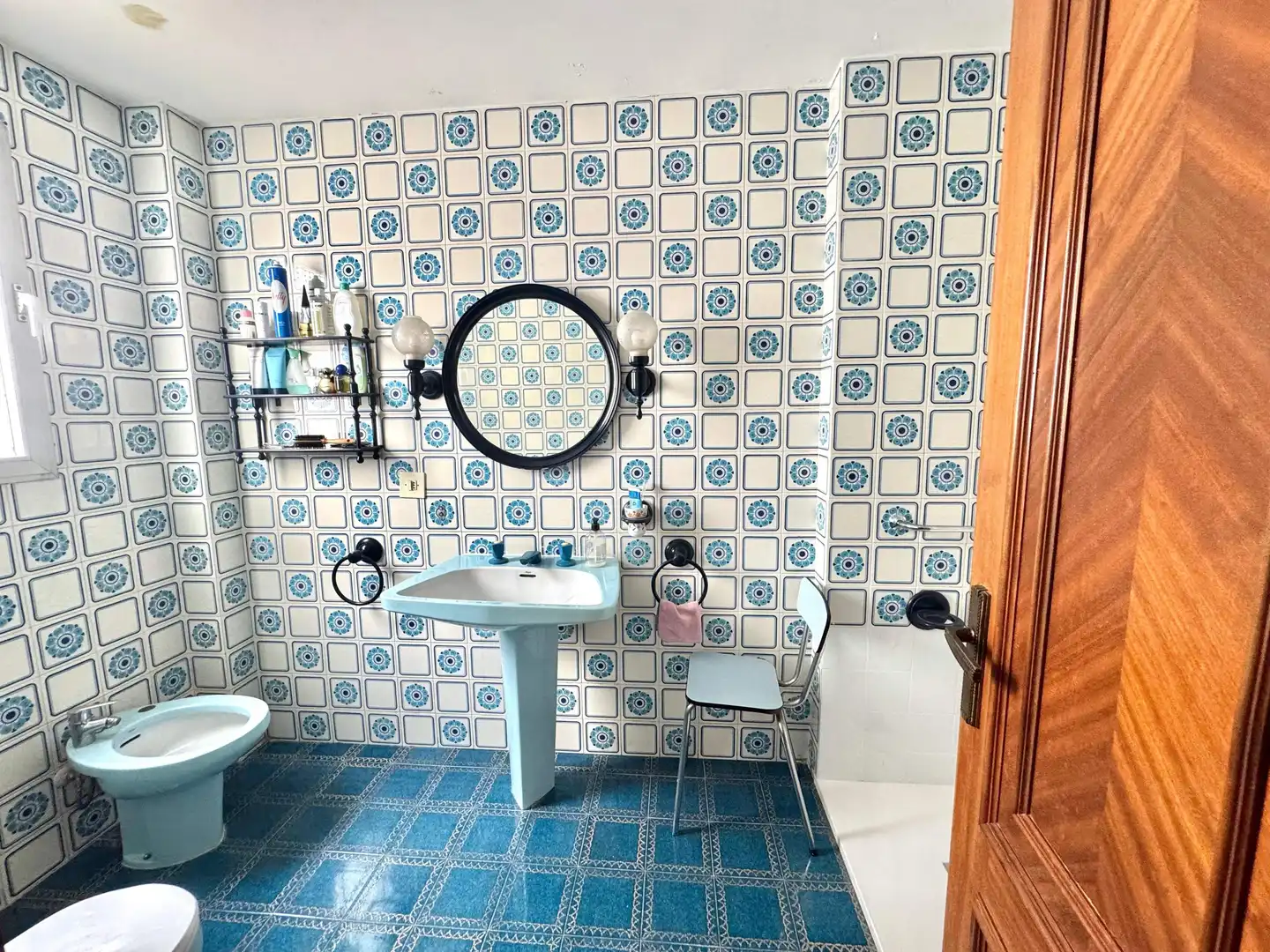 Bathroom of Flat for sale in Gandia  with Air Conditioner and Balcony