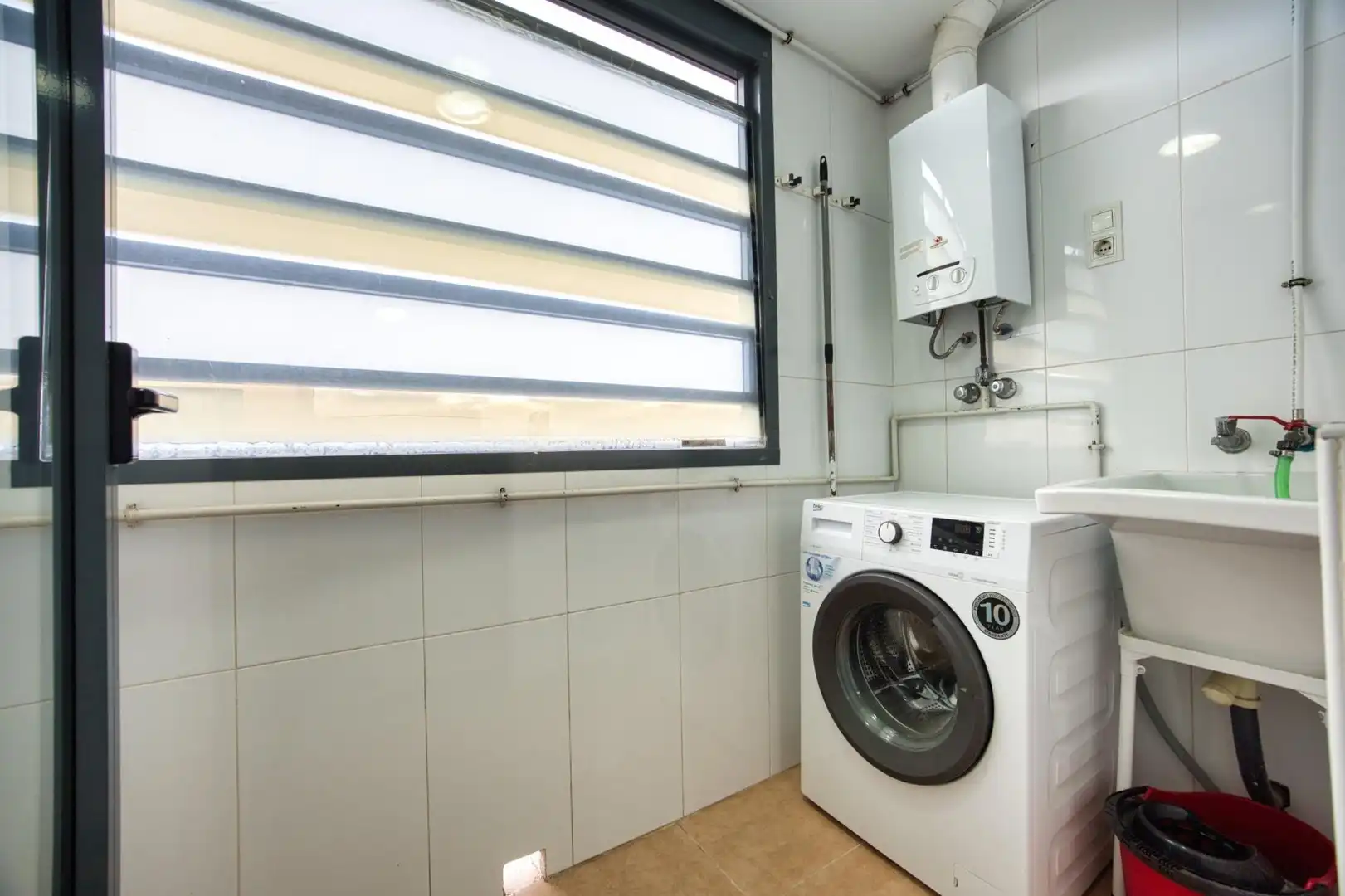 Baño de Ático en venta en Alicante / Alacant con Terraza, Trastero y Piscina comunitaria