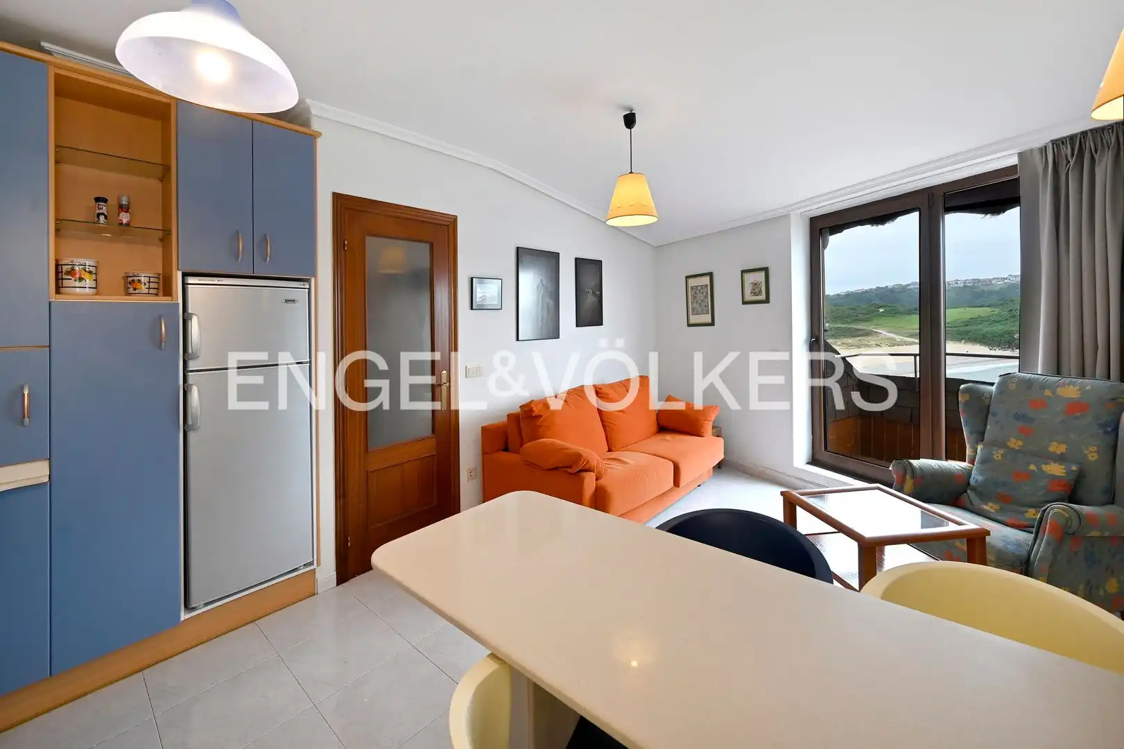 Sala de estar de Piso en venta en Miengo con Calefacción y Balcón