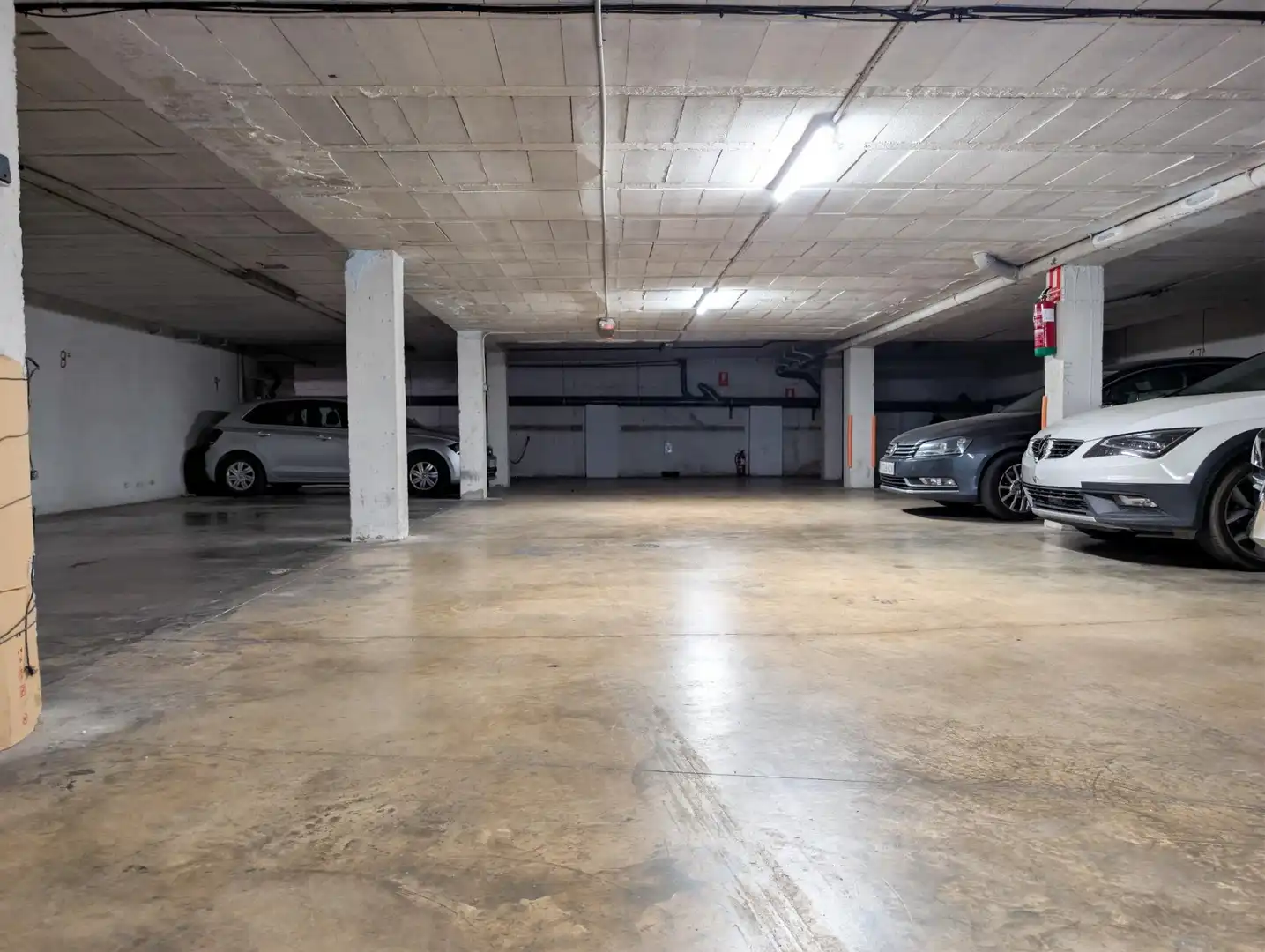Parkplatz von Garage zum Verkauf in Sanlúcar la Mayor