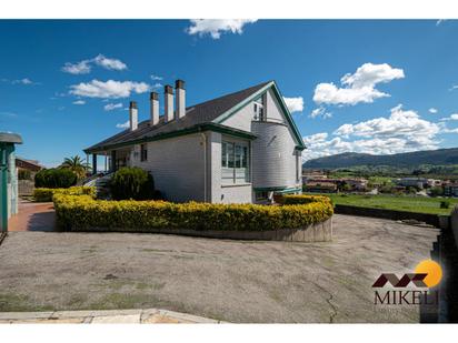 Exterior view of House or chalet for sale in El Astillero    with Heating, Private garden and Terrace